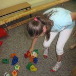 fundacja przerwij ciszę od wielu lat prowadzi kursy języka migowego na poziomie podstawoym i zaawansowanym posiada w sprzedaży multimedialny kurs języka migowego karty pracy do nauki języka migowego ćwiczenia do pomocy przy nauce języka migowego. prowadzimy sklep internetowy z materiałami ułatwiającymi naukę języka migowego. język migowy i jego nauka to jedna z głównych działalności naszej fundacji.