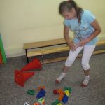 fundacja przerwij ciszę od wielu lat prowadzi kursy języka migowego na poziomie podstawoym i zaawansowanym posiada w sprzedaży multimedialny kurs języka migowego karty pracy do nauki języka migowego ćwiczenia do pomocy przy nauce języka migowego. prowadzimy sklep internetowy z materiałami ułatwiającymi naukę języka migowego. język migowy i jego nauka to jedna z głównych działalności naszej fundacji.