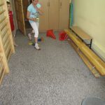 fundacja przerwij ciszę od wielu lat prowadzi kursy języka migowego na poziomie podstawoym i zaawansowanym posiada w sprzedaży multimedialny kurs języka migowego karty pracy do nauki języka migowego ćwiczenia do pomocy przy nauce języka migowego. prowadzimy sklep internetowy z materiałami ułatwiającymi naukę języka migowego. język migowy i jego nauka to jedna z głównych działalności naszej fundacji.