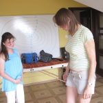 fundacja przerwij ciszę od wielu lat prowadzi kursy języka migowego na poziomie podstawoym i zaawansowanym posiada w sprzedaży multimedialny kurs języka migowego karty pracy do nauki języka migowego ćwiczenia do pomocy przy nauce języka migowego. prowadzimy sklep internetowy z materiałami ułatwiającymi naukę języka migowego. język migowy i jego nauka to jedna z głównych działalności naszej fundacji.