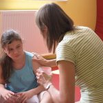 fundacja przerwij ciszę od wielu lat prowadzi kursy języka migowego na poziomie podstawoym i zaawansowanym posiada w sprzedaży multimedialny kurs języka migowego karty pracy do nauki języka migowego ćwiczenia do pomocy przy nauce języka migowego. prowadzimy sklep internetowy z materiałami ułatwiającymi naukę języka migowego. język migowy i jego nauka to jedna z głównych działalności naszej fundacji.