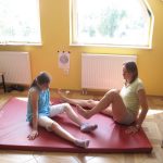 fundacja przerwij ciszę od wielu lat prowadzi kursy języka migowego na poziomie podstawoym i zaawansowanym posiada w sprzedaży multimedialny kurs języka migowego karty pracy do nauki języka migowego ćwiczenia do pomocy przy nauce języka migowego. prowadzimy sklep internetowy z materiałami ułatwiającymi naukę języka migowego. język migowy i jego nauka to jedna z głównych działalności naszej fundacji.