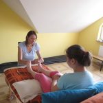 fundacja przerwij ciszę od wielu lat prowadzi kursy języka migowego na poziomie podstawoym i zaawansowanym posiada w sprzedaży multimedialny kurs języka migowego karty pracy do nauki języka migowego ćwiczenia do pomocy przy nauce języka migowego. prowadzimy sklep internetowy z materiałami ułatwiającymi naukę języka migowego. język migowy i jego nauka to jedna z głównych działalności naszej fundacji.