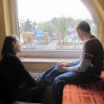 fundacja przerwij ciszę od wielu lat prowadzi kursy języka migowego na poziomie podstawoym i zaawansowanym posiada w sprzedaży multimedialny kurs języka migowego karty pracy do nauki języka migowego ćwiczenia do pomocy przy nauce języka migowego. prowadzimy sklep internetowy z materiałami ułatwiającymi naukę języka migowego. język migowy i jego nauka to jedna z głównych działalności naszej fundacji.