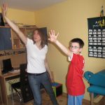 fundacja przerwij ciszę od wielu lat prowadzi kursy języka migowego na poziomie podstawoym i zaawansowanym posiada w sprzedaży multimedialny kurs języka migowego karty pracy do nauki języka migowego ćwiczenia do pomocy przy nauce języka migowego. prowadzimy sklep internetowy z materiałami ułatwiającymi naukę języka migowego. język migowy i jego nauka to jedna z głównych działalności naszej fundacji.